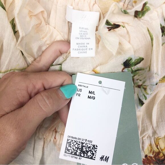 H&M | NEW Wildflower Cropped Bandeau Top Ruffles Women’s Size Medium/Large - Picture 7 of 9